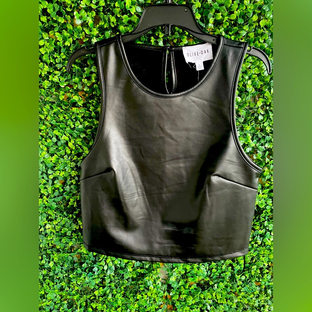 Olive and Oak - Vegan Leather Sleeveless Black Top Slight Crop - NWT - Small